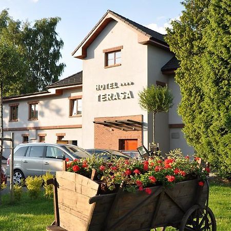 Hotel Terasa Frydek-Mistek Exterior foto