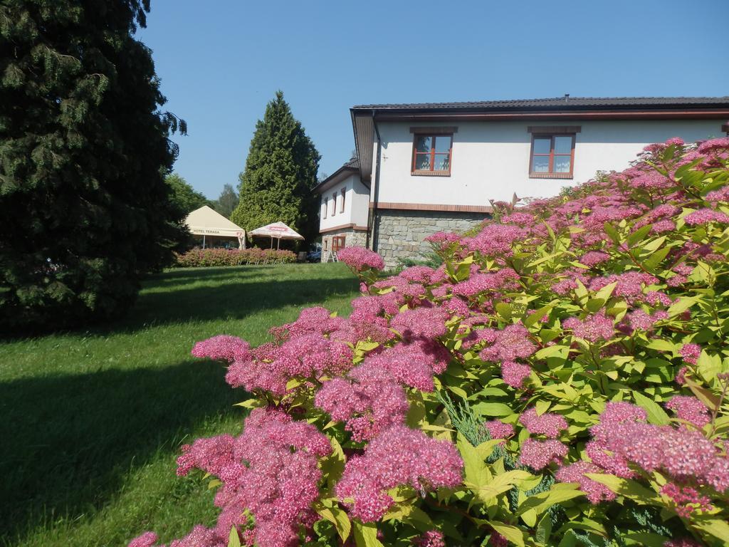 Hotel Terasa Frydek-Mistek Exterior foto