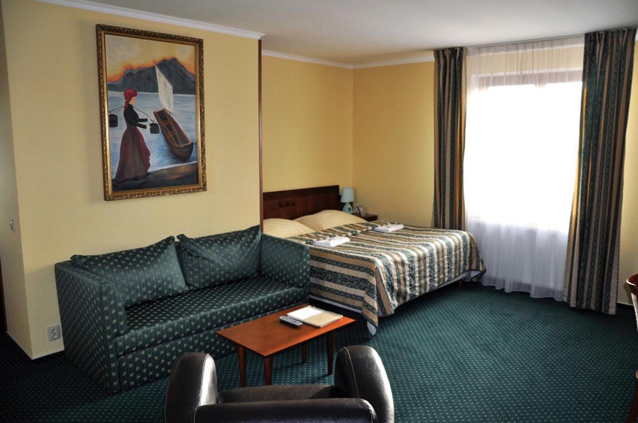 Hotel Terasa Frydek-Mistek Quarto foto